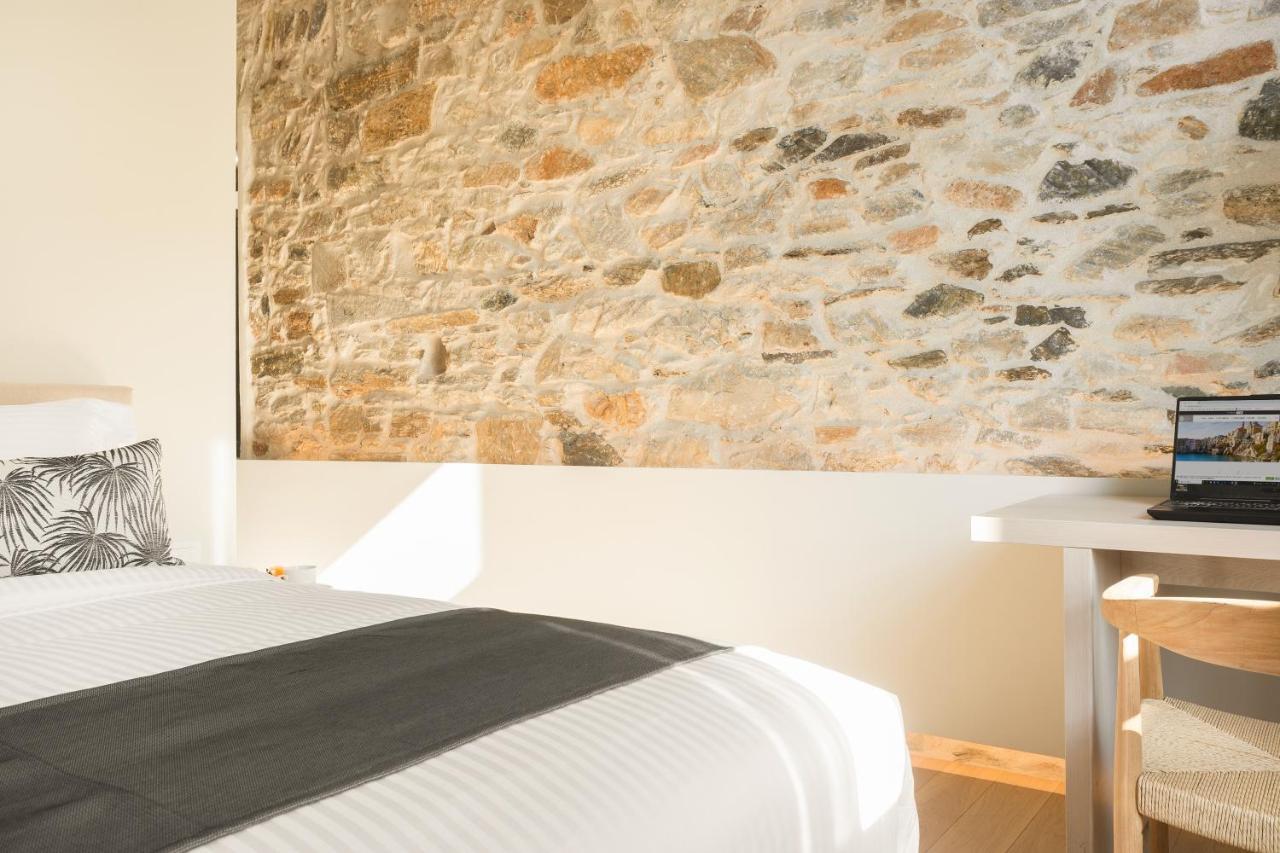 Syros Soul Luxury Suites แอร์มูโปลี ภายนอก รูปภาพ