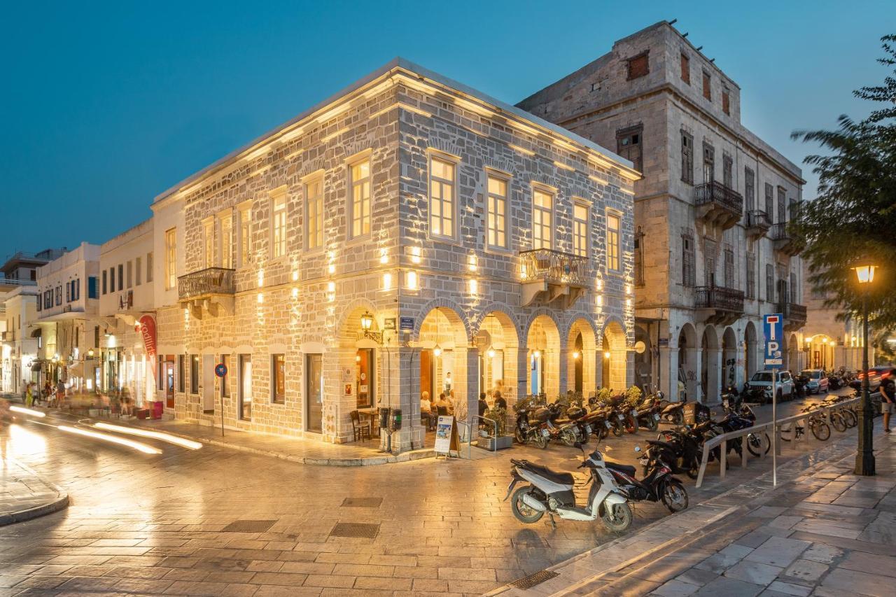 Syros Soul Luxury Suites แอร์มูโปลี ภายนอก รูปภาพ