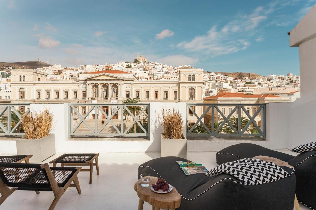 Syros Soul Luxury Suites แอร์มูโปลี ภายนอก รูปภาพ