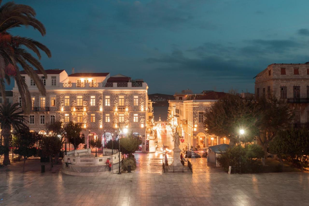 Syros Soul Luxury Suites แอร์มูโปลี ภายนอก รูปภาพ