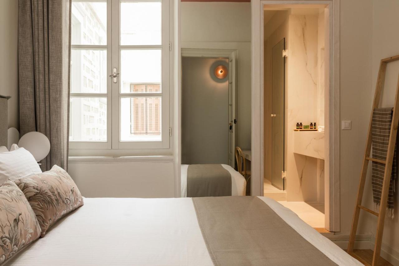 Syros Soul Luxury Suites แอร์มูโปลี ภายนอก รูปภาพ