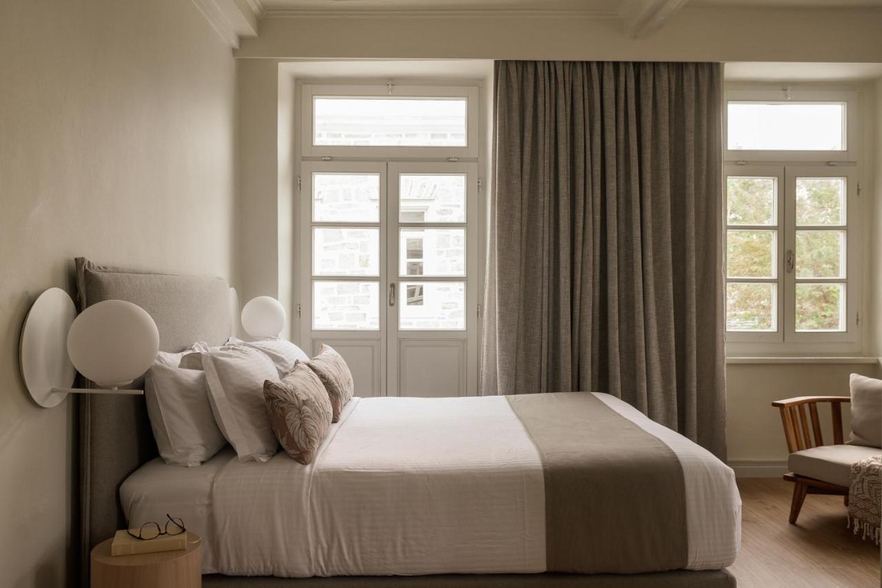 Syros Soul Luxury Suites แอร์มูโปลี ภายนอก รูปภาพ