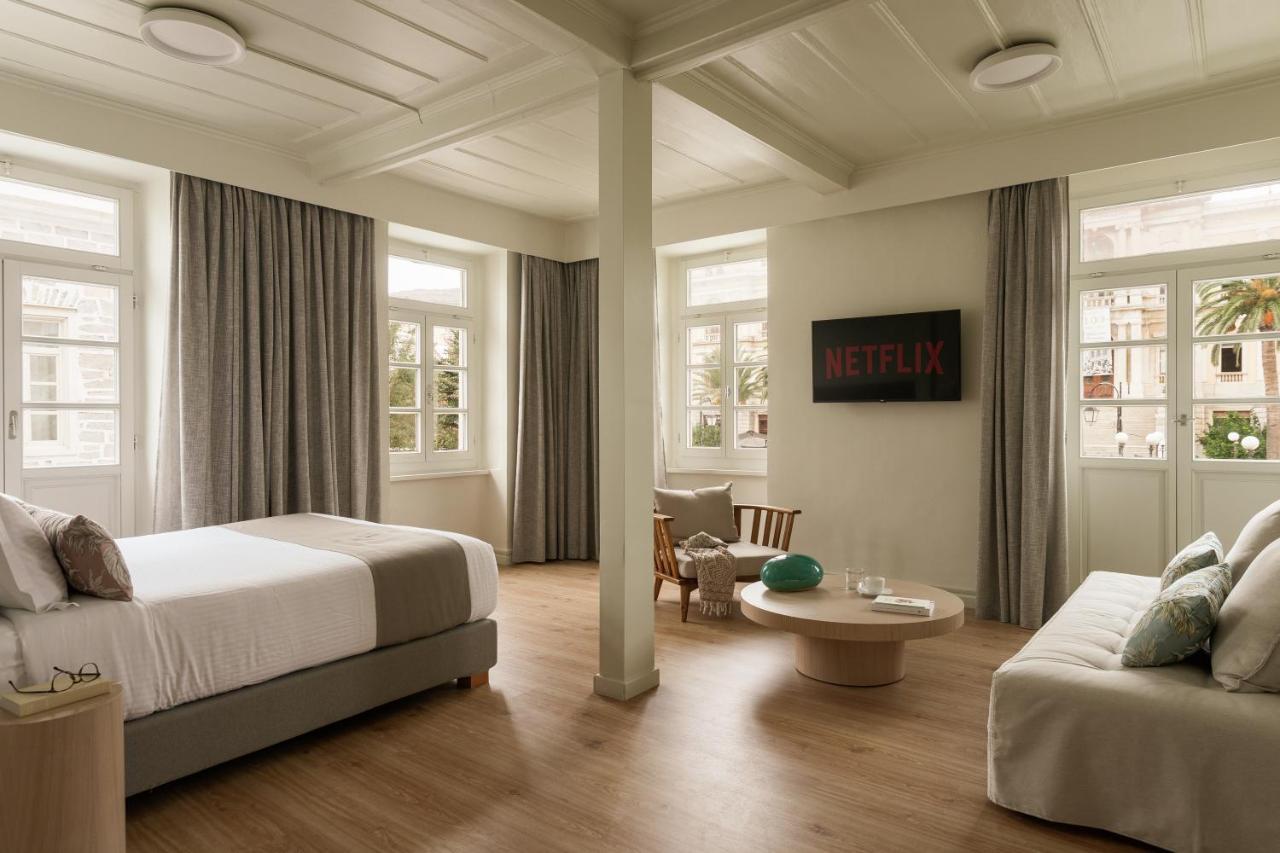 Syros Soul Luxury Suites แอร์มูโปลี ภายนอก รูปภาพ