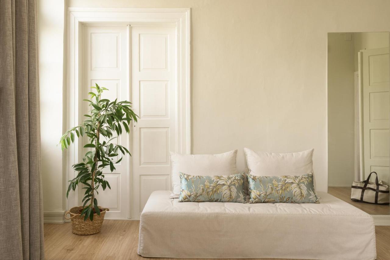 Syros Soul Luxury Suites แอร์มูโปลี ภายนอก รูปภาพ