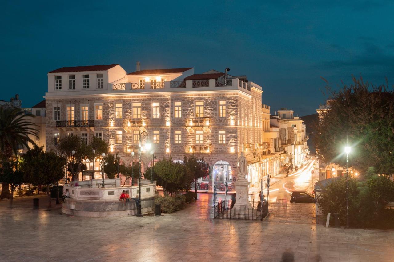 Syros Soul Luxury Suites แอร์มูโปลี ภายนอก รูปภาพ