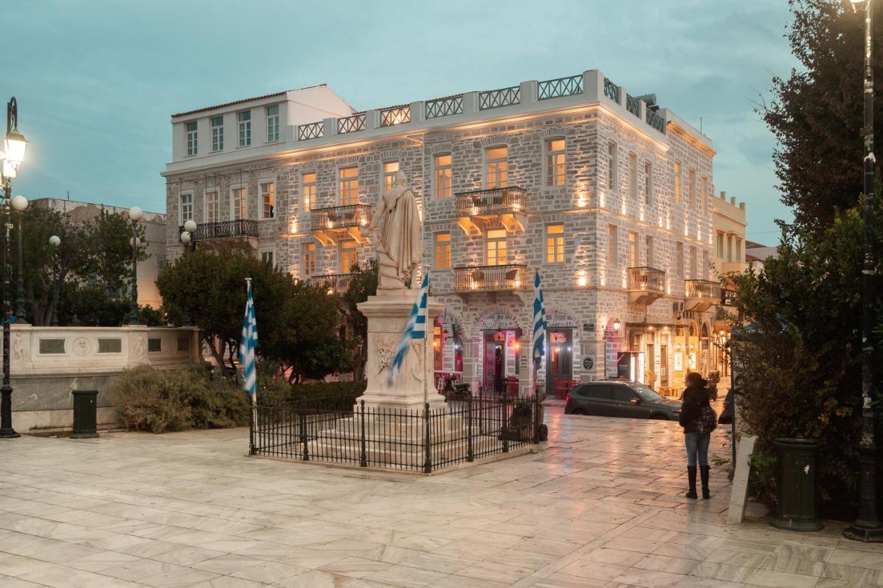 Syros Soul Luxury Suites แอร์มูโปลี ภายนอก รูปภาพ